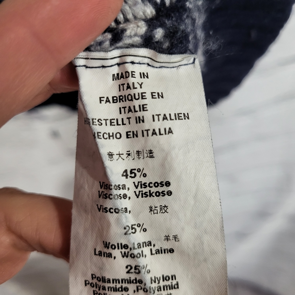 Brandy Melville Academia Blue White Sweater Vest Preppy Y2K - Picture 6 of 6